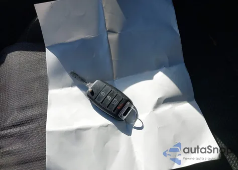 2019 Kia Sportage Lx z USA, uszkodzony, nr VIN KNDPMCAC8K7494132